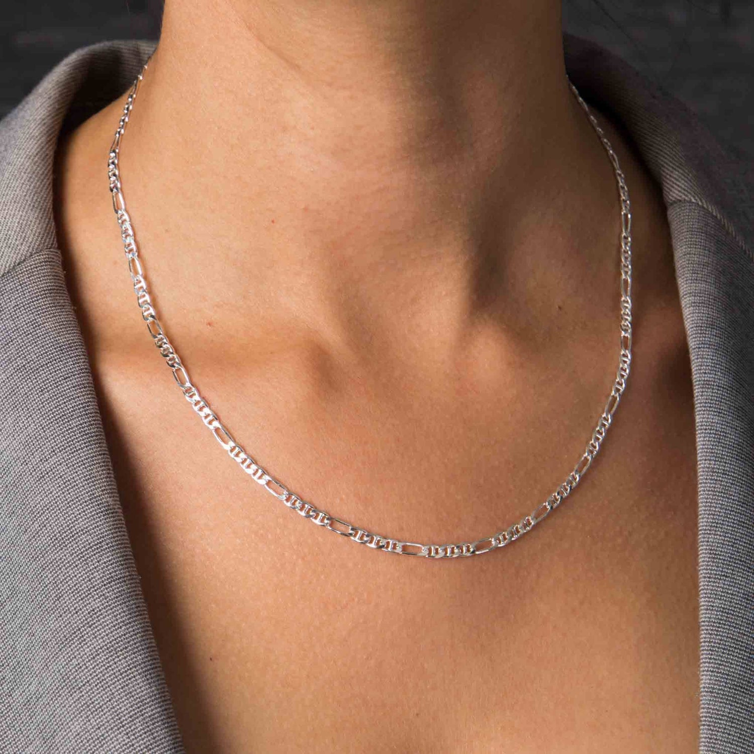 Colección de Plata: Brillo sereno, estilo eterno